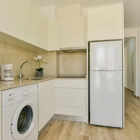 Cura تورّيفيِخا